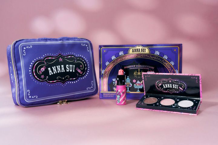 アナ スイ メイクアップ コフレ ¥7,920（アナ スイ コスメティックス）※11月13日限定発売 ＜セット内容＞アイ ＆ フェイスカラー L 01、リップスティック L 300、ポーチ 