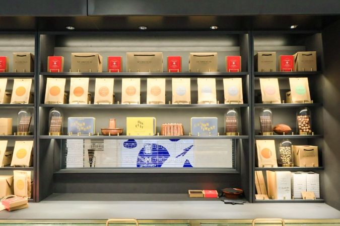 アラン・デュカス・ショコラ・パリ 店内