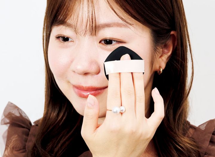 高い位置は重ね塗りすると、よりツヤ感が際立つ仕上がりに。