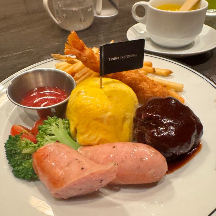 TRUNK（KITCHEN）のキッズプレート