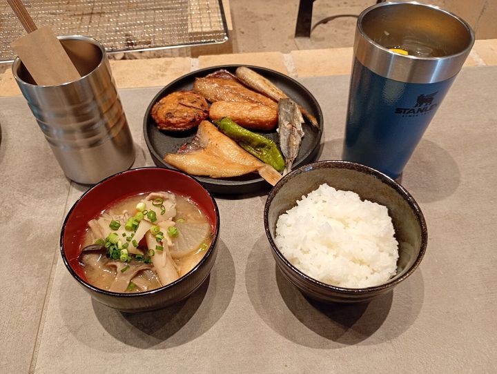 「囲炉裏和食ランチ」（2200円〜2500円、税込）