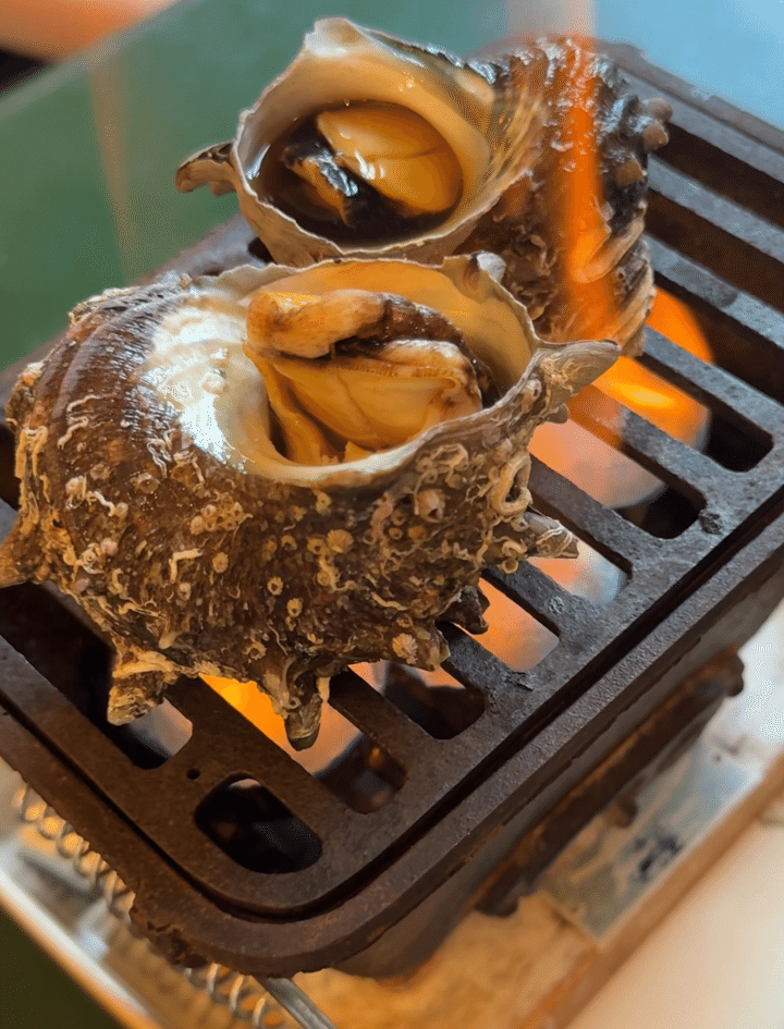 魚寅で食べたサザエのつぼ焼