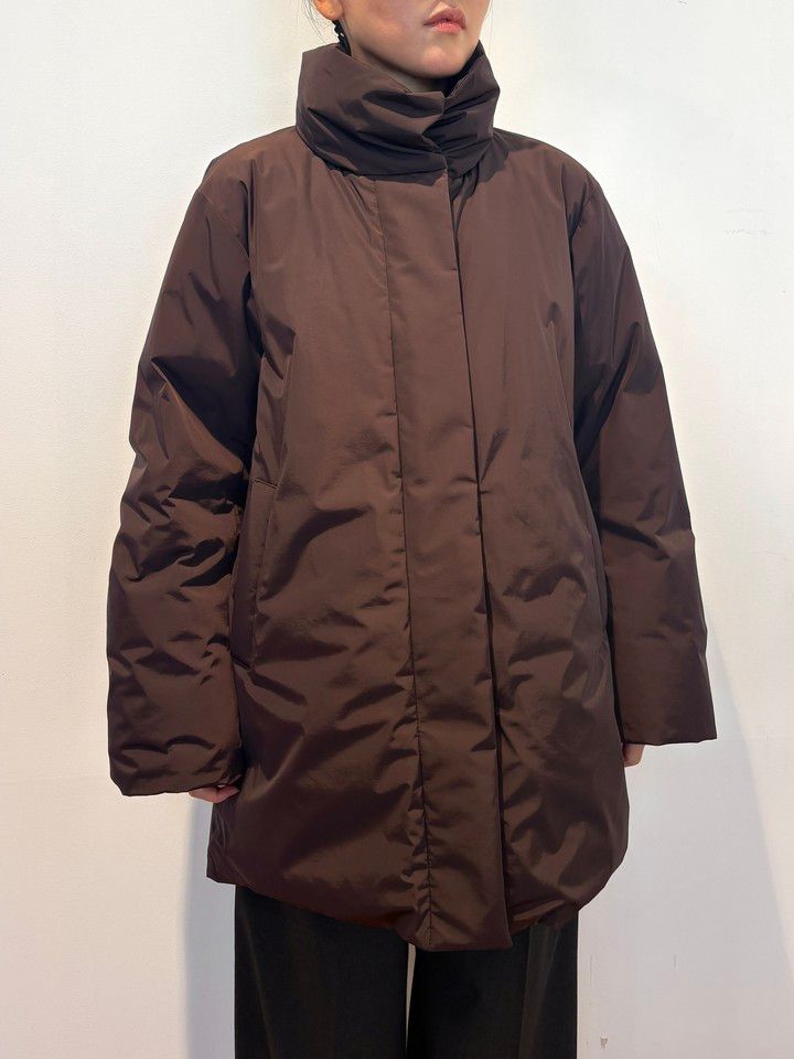 「ノンキルトダウンショートコート」￥14900 正面