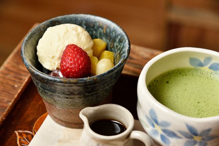「本宮カフェ」クリームあんみつと抹茶のセット