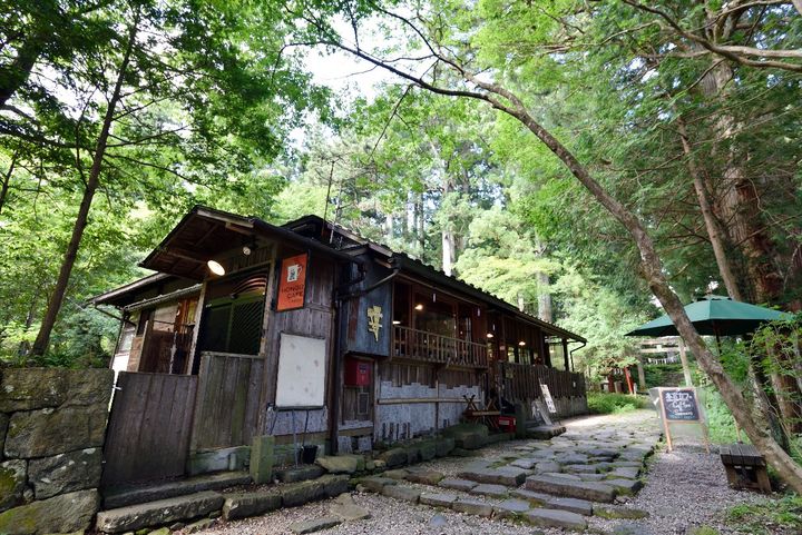 「本宮カフェ」外観