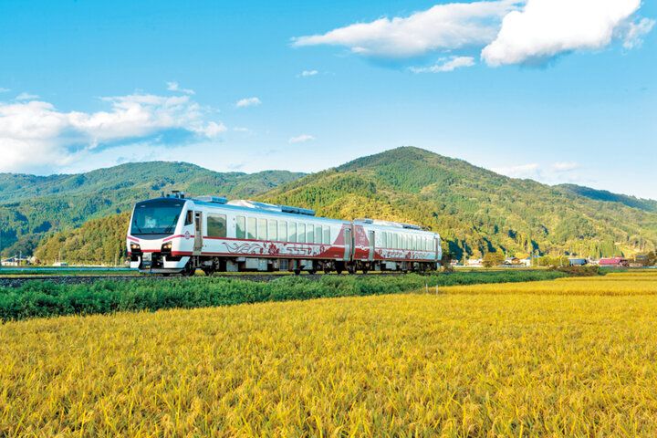 わざわざ乗りに行きたい、ニッポンの乗って楽しい観光列車