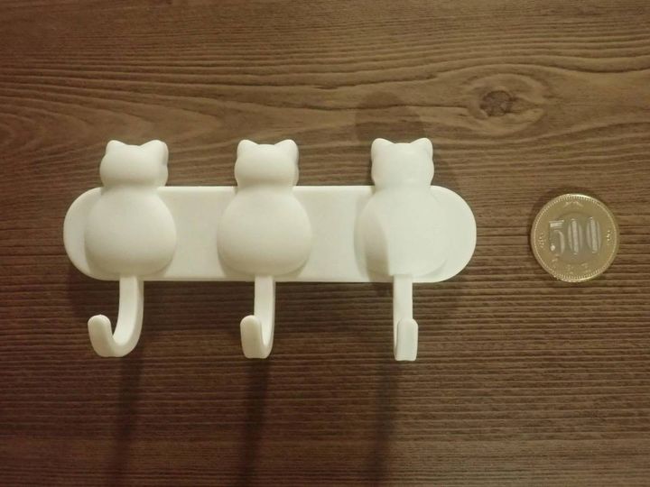 DAISO(ダイソー)：猫デザイン冷蔵庫フック