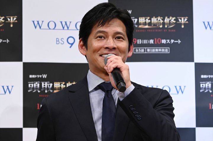「トレンディ俳優人気」ランキング、2位の織田裕二さん（2018年12月撮影、時事）