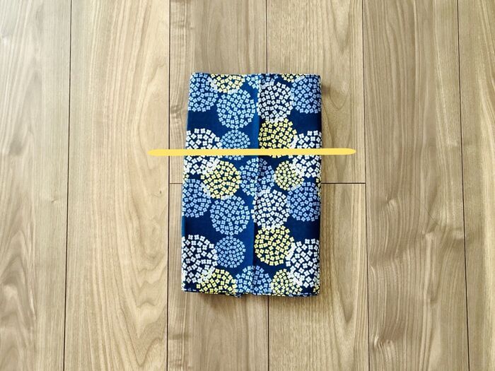 【手ぬぐいを1枚だけ用意】パタパタ折るだけで…可愛いキッチンアイテムに大変身！秋冬に大活躍のライフハックです♪