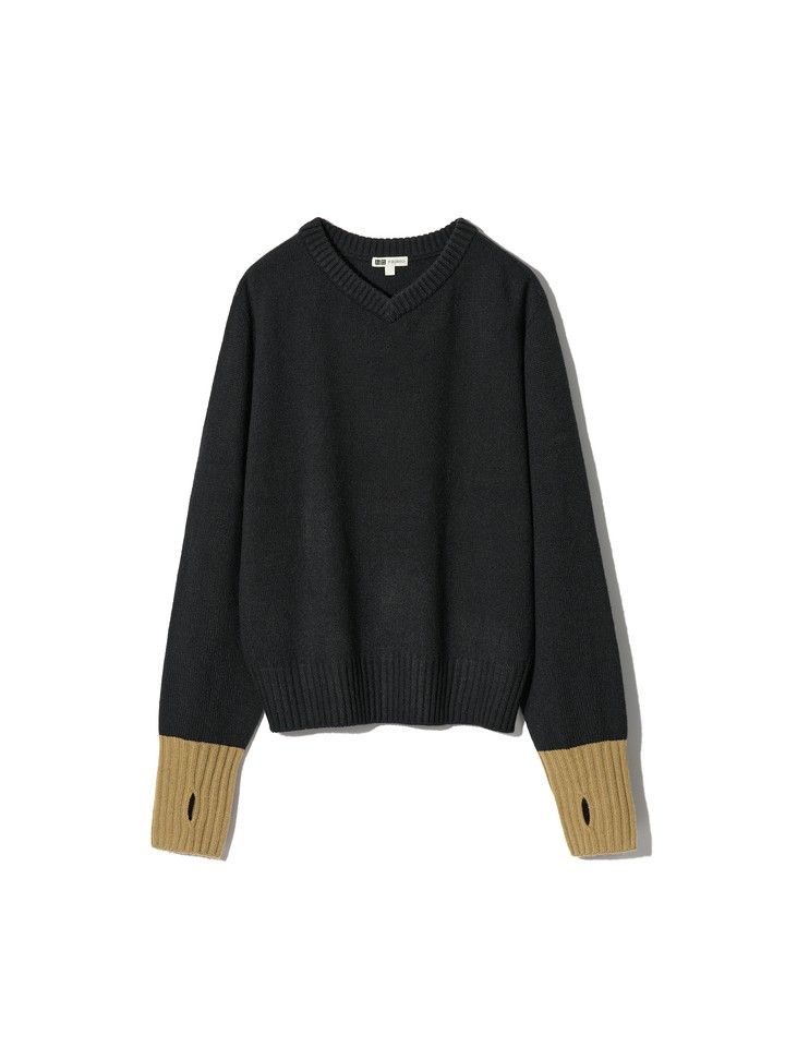 3D Vネックセーター￥3990