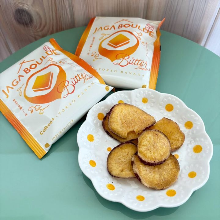 じゃがボルダ Calbee+×東京ばな奈 炙りおさつチップス 熟成芋の発酵バター味