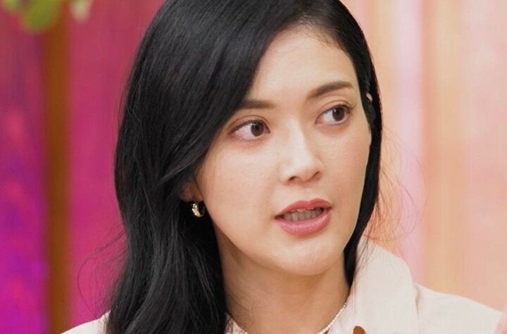 【写真・画像】“サッカー選手夫と別居婚”田中道子、夫・川又堅碁から長男へのスパルタ教育を告白「1歳の息子の足におもりを…」「プロテインを飲ませたがっている」 1枚目