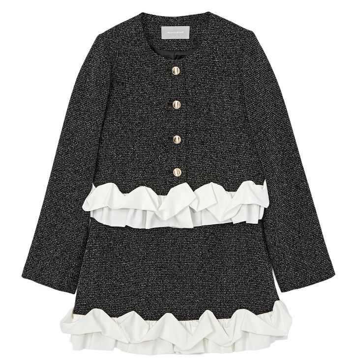 JILL by JILL STUART（ジル バイ ジルスチュアート）の裾フリル付きブラックツイードジャケットとスカート