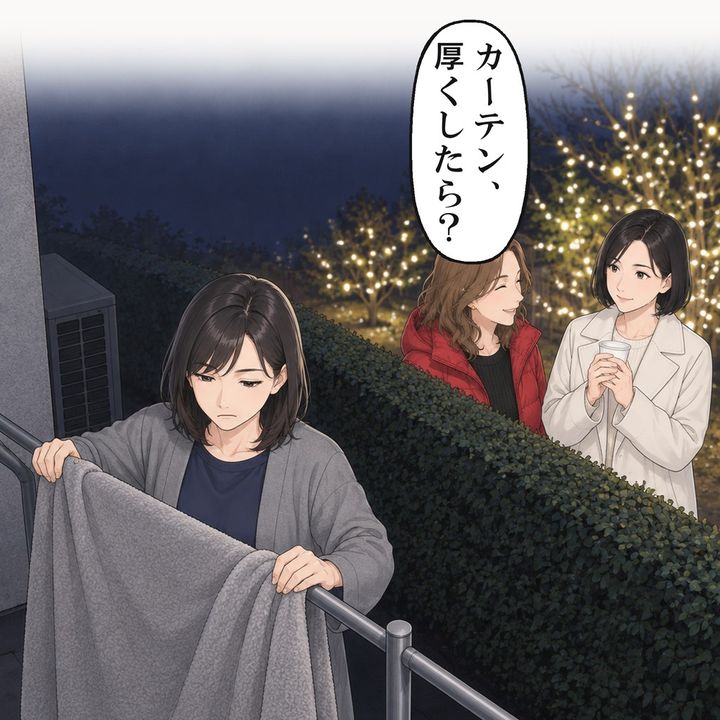 光をさえぎろうと、私は横庭の物干しへ戻りました