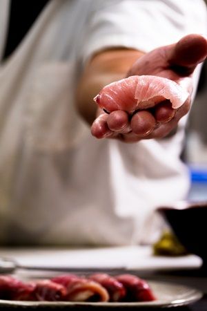 沖縄・恩納村の「ホテルみゆきビーチ」で年末年始企画！カウントダウンライブ・ビンゴ大会・餅つき・特別ディナーなど