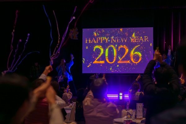 沖縄・恩納村の「ホテルみゆきビーチ」で年末年始企画！カウントダウンライブ・ビンゴ大会・餅つき・特別ディナーなど