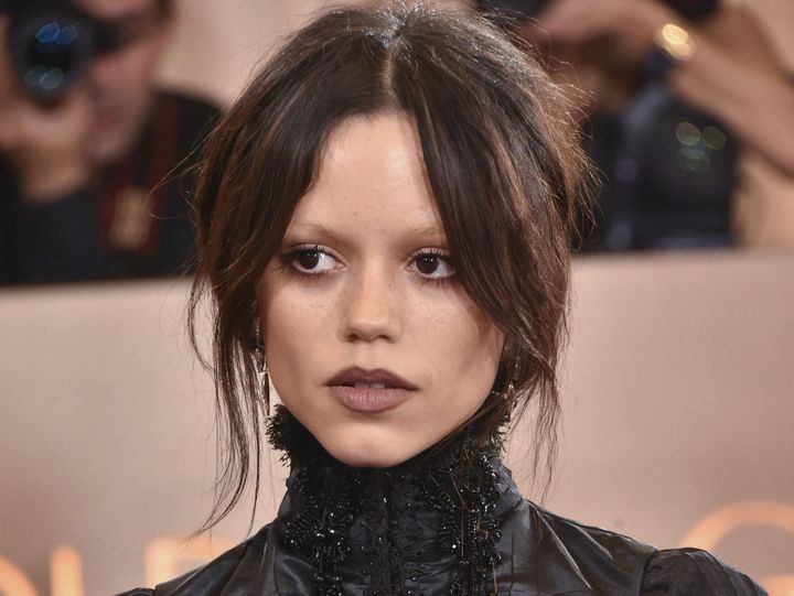 ジェナ・オルテガ、出演作は観ない、レビューも読まない （C）AFLO width=