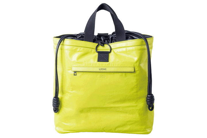 〈LOEWE〉のバックパック