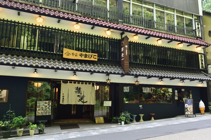 「cafe 茶まびこ」外観