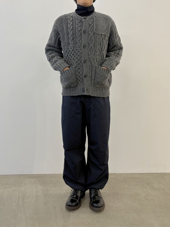 ケーブルクルーネックカーディガン 着用