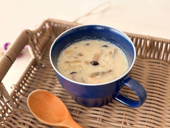 画像: 冷凍した舞茸を使って……