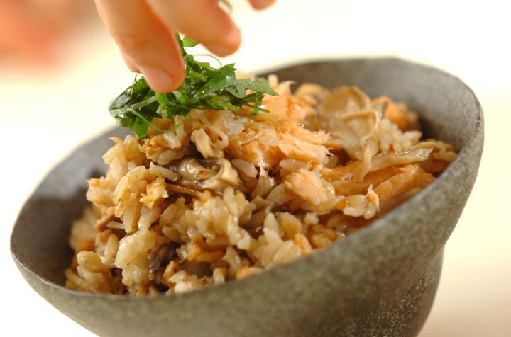 子供に人気 鮭とキノコの炊き込みご飯 簡単とっておき by横田 真未さんの作り方4