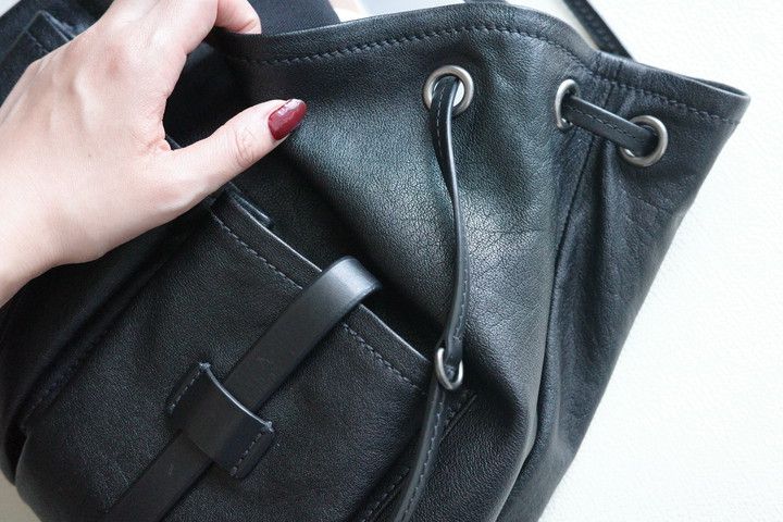 PRADA プラダ ルート ラージ ブラック