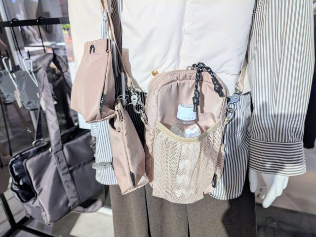 ペットお散歩用バッグ