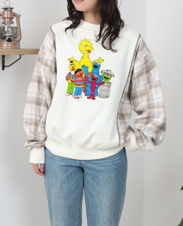 「切り替えチェックスウェット」(7590円)
