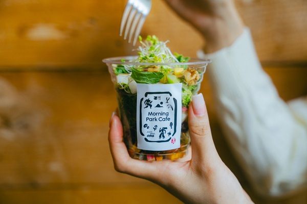 新大久保に心身整うオアシスのようなカフェ「Morning Park Cafe」誕生