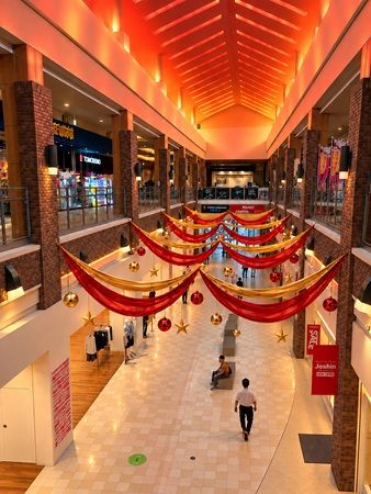 岐阜県本巣市の「モレラ岐阜」でクリスマスイベント！巨大クリスマスツリーやコンサート、ワークショップなど展開