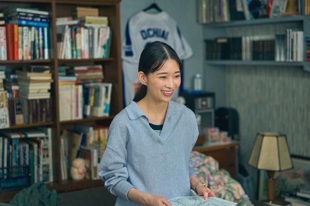 迷える大人たちが織りなす人間模様…きっと誰かに共感したくなるはず [c]2026「見上げてごらん」製作委員会