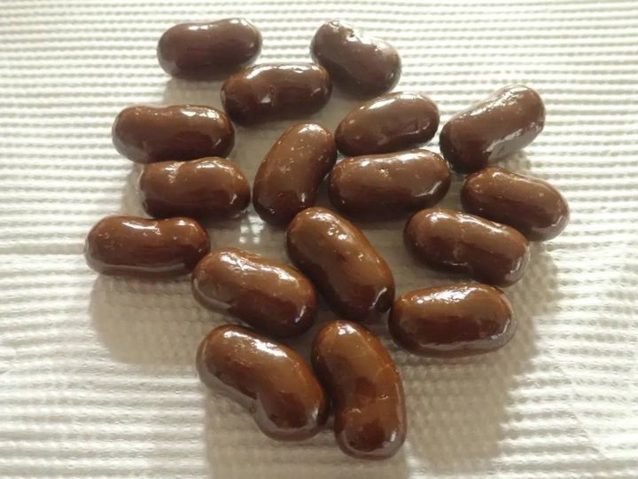 ダイソー：でん六 コーンチョコ 37g