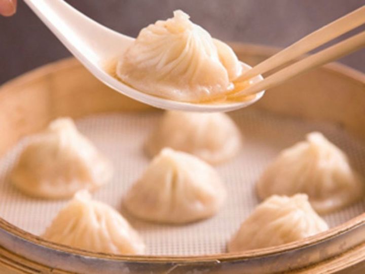 「京鼎小籠包」4個 780円、6個1150円、10個1890円