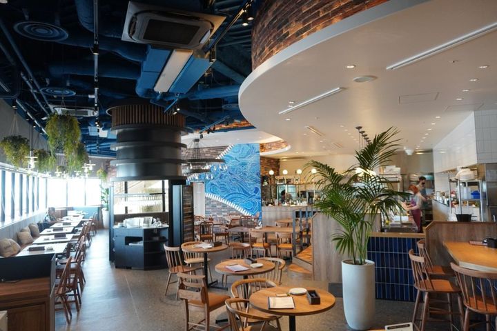 「オイスターハウスお台場店」店内