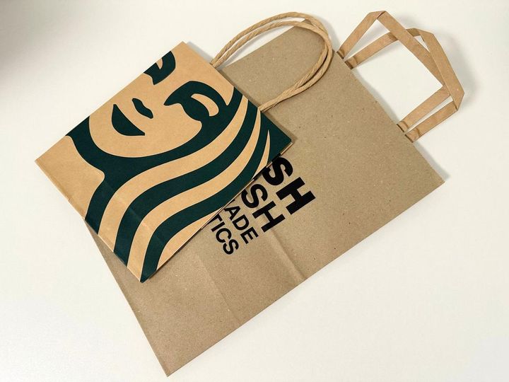 画像: 使い道が見つからない紙袋