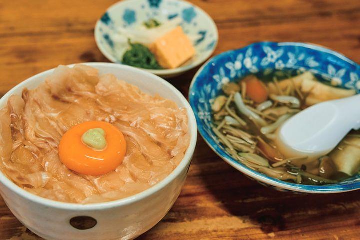青森・八戸～十和田湖ツーリングの見どころ5選｜絶景とヒラメの漬け丼を満喫