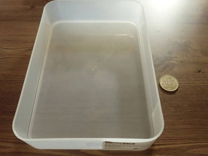 DAISO(ダイソー)：積み重ね収納ボックス(浅型、15.2cm×21.5cm×4.3cm)