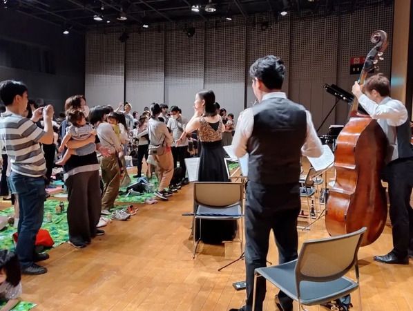 泣いてもOK！本物の楽器体験や親子で踊って楽しめる参加型ワルツも。「0歳からのオーケストラ」が仙台で開催