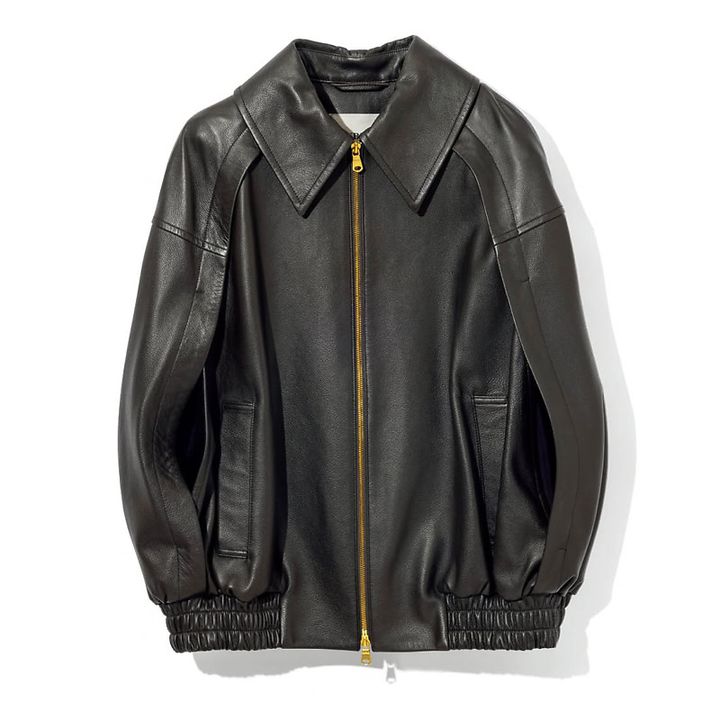 レザーベスト17万6000円（オブリオ）