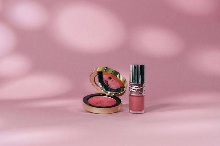 YSL メイクアップ セット ¥13,310（イヴ・サンローラン・ボーテ）※11月4日公式オンライン ブティック数量限定発売＜セット内容＞YSL ラブシャイン グロスプランパー 44、YSL メイクミーブラッシュ パウダー 44