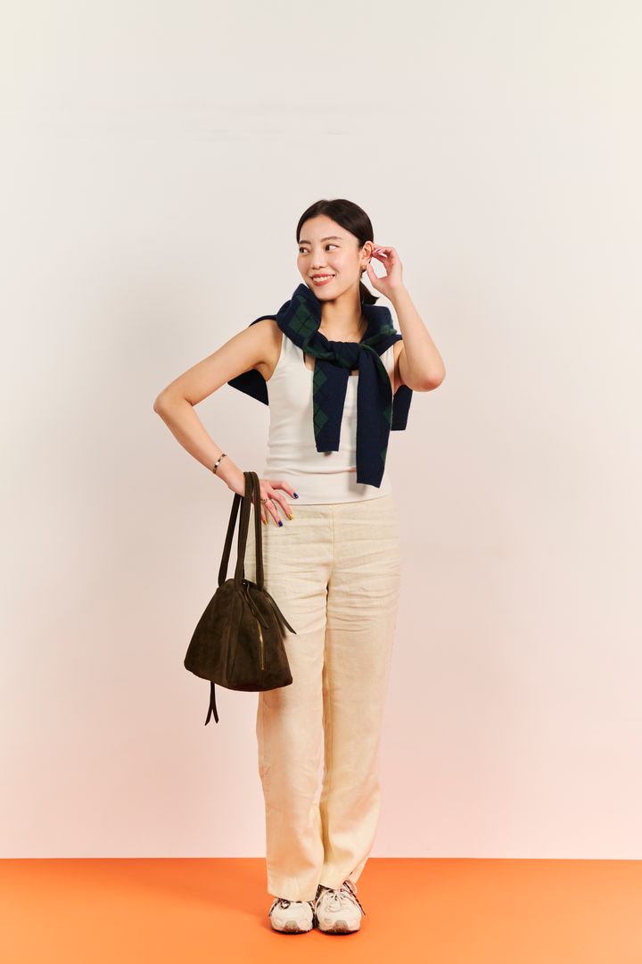 2026/10/26-03-21-CLASSY_3462.jpg