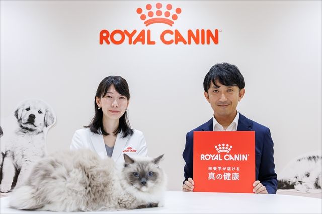 登壇者の西尾 真一郎氏と平 瑛美氏、ゲストのラムちゃん