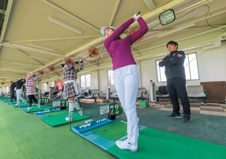 女子ツアープロの合宿に潜入！「チーム辻村」がシーズン前にやっておく練習法