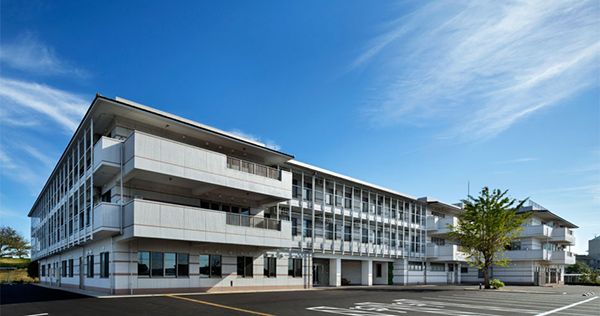 「自分で決める」ワクワクをもう一度。介護施設を“1日限定デパート”に変えた愛生館の挑戦と、家族・地域に広がる笑顔の輪