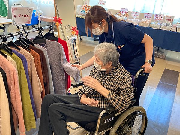 「自分で決める」ワクワクをもう一度。介護施設を“1日限定デパート”に変えた愛生館の挑戦と、家族・地域に広がる笑顔の輪