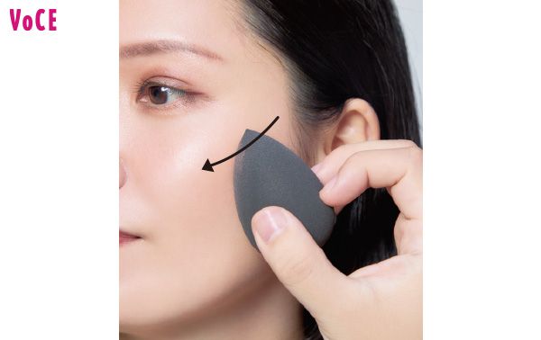 NARS インセイシャブル リキッドブラッシュ／チークとシェーディングで肌色をなくす！