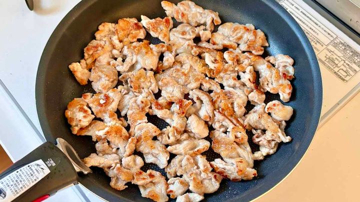 豚こまとさつまいものにんにくポン酢照り焼き