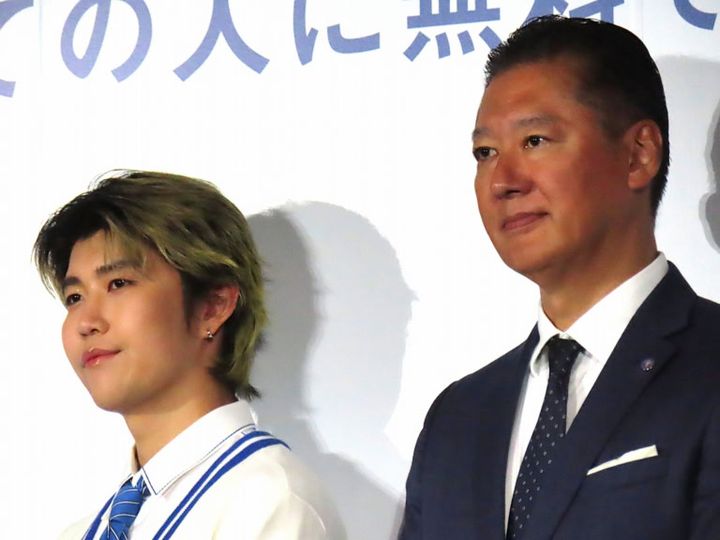 若井滉斗さんと株式会社ファンケル代表取締役 社長執行役員 三橋英記さん