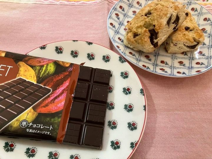 ダイソー：ドウシシャ 板チョコビタースイート 90g